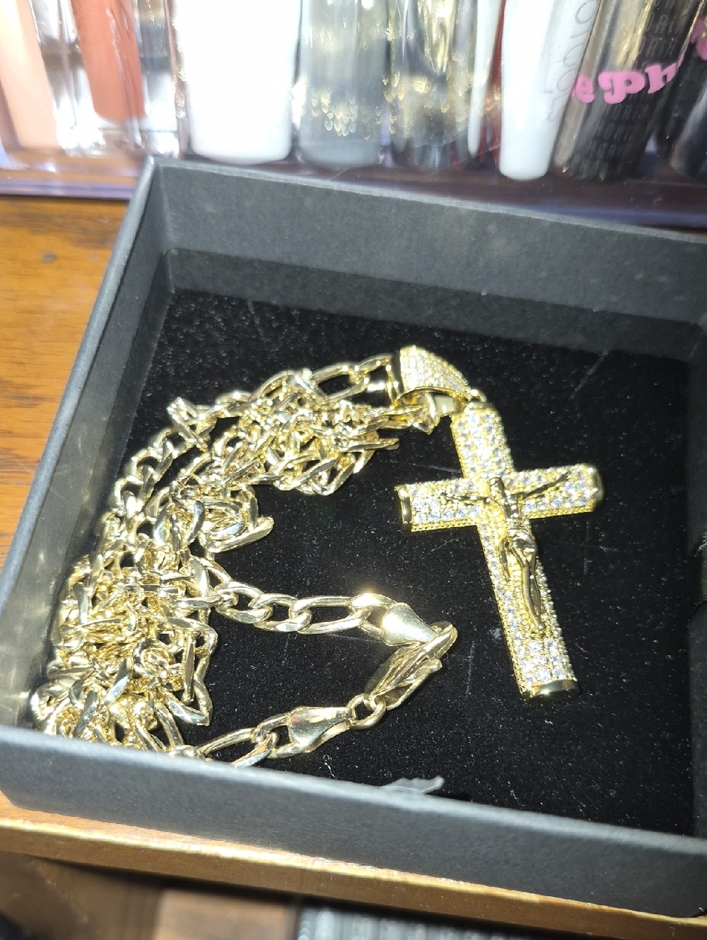 Gold Tone Jesus Cross Pendant Necklace New In Box